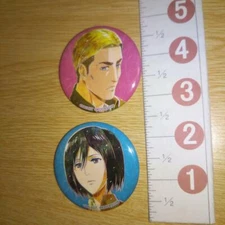 A66933 Attack on Titan / Can badge / Mikasa + Erwin
