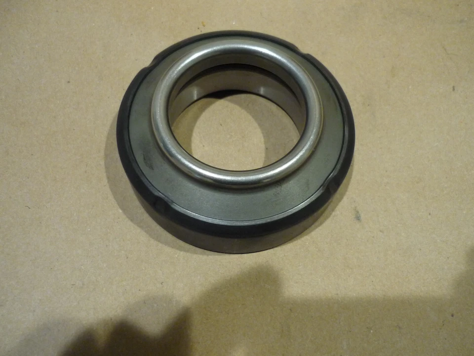 Rodamiento de liberación de embrague Ferrari 512 BB-BBi - P/N 111307 Foto 4 de 4