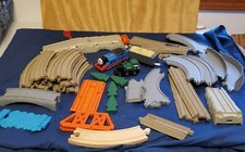 Thomas & Friends Trains with Tracks Wood Plastic tracks b10