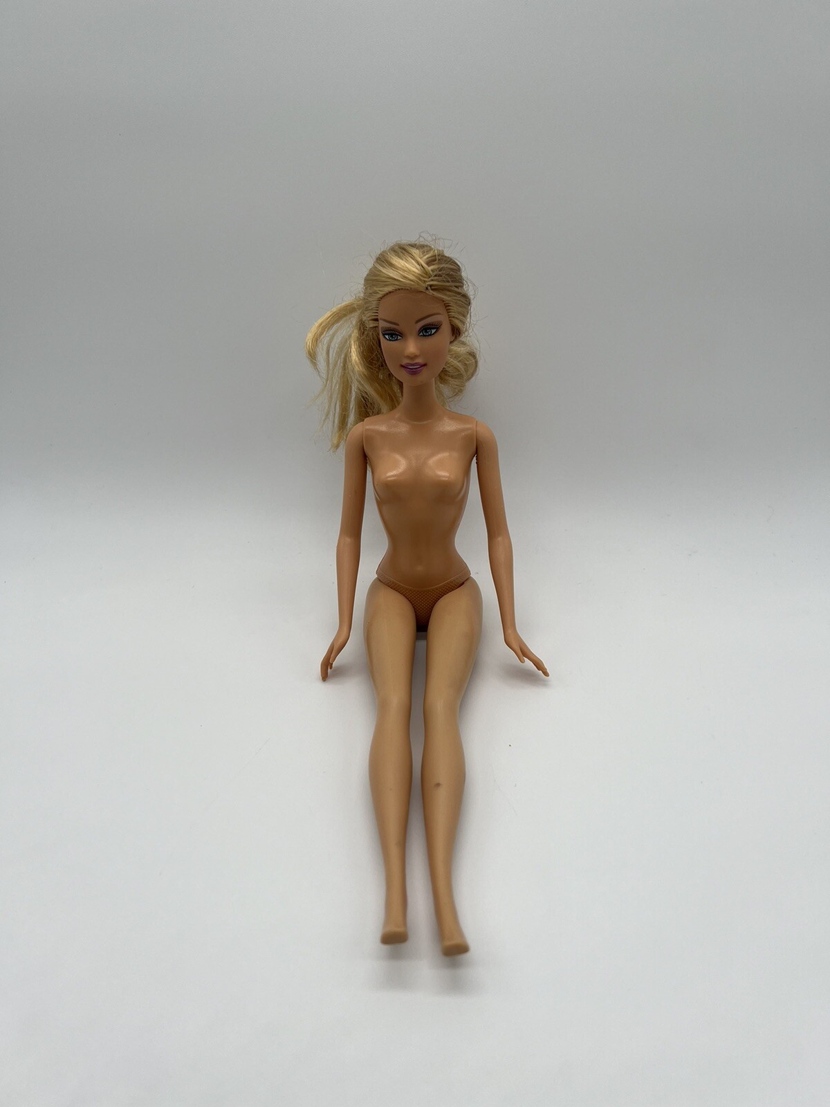 1990 Head 1999 Body Mattel Barbie China ( Box 16)