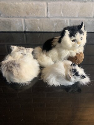3x Kitty Cat Figurine Black & White Realistic Look And Feel Real Rabbit Fur