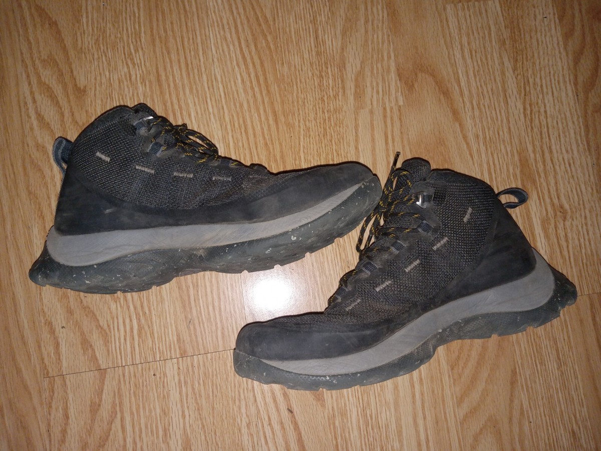 REI Co-Op Flash Hiking Boots Mens 9 Black Waterproof 