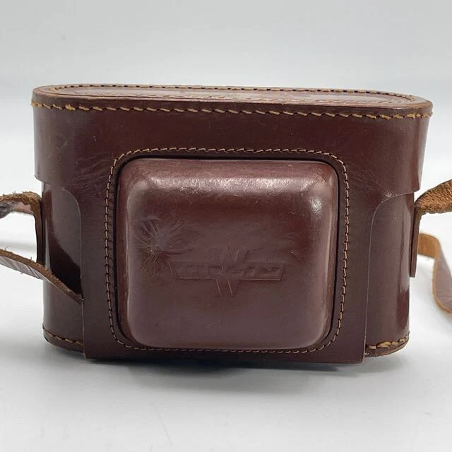 VINTAGE GERMANY WIRGIN EDIXA 35mm SLR CAMERA With CASE Dry Fired - Untested - image 4 of 4