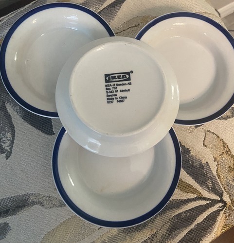 4 IKEA~SWEDEN SAUCE PLATES ALMHULT S343 81 Blue & White DIAMETER 4.75” - Picture 3 of 8
