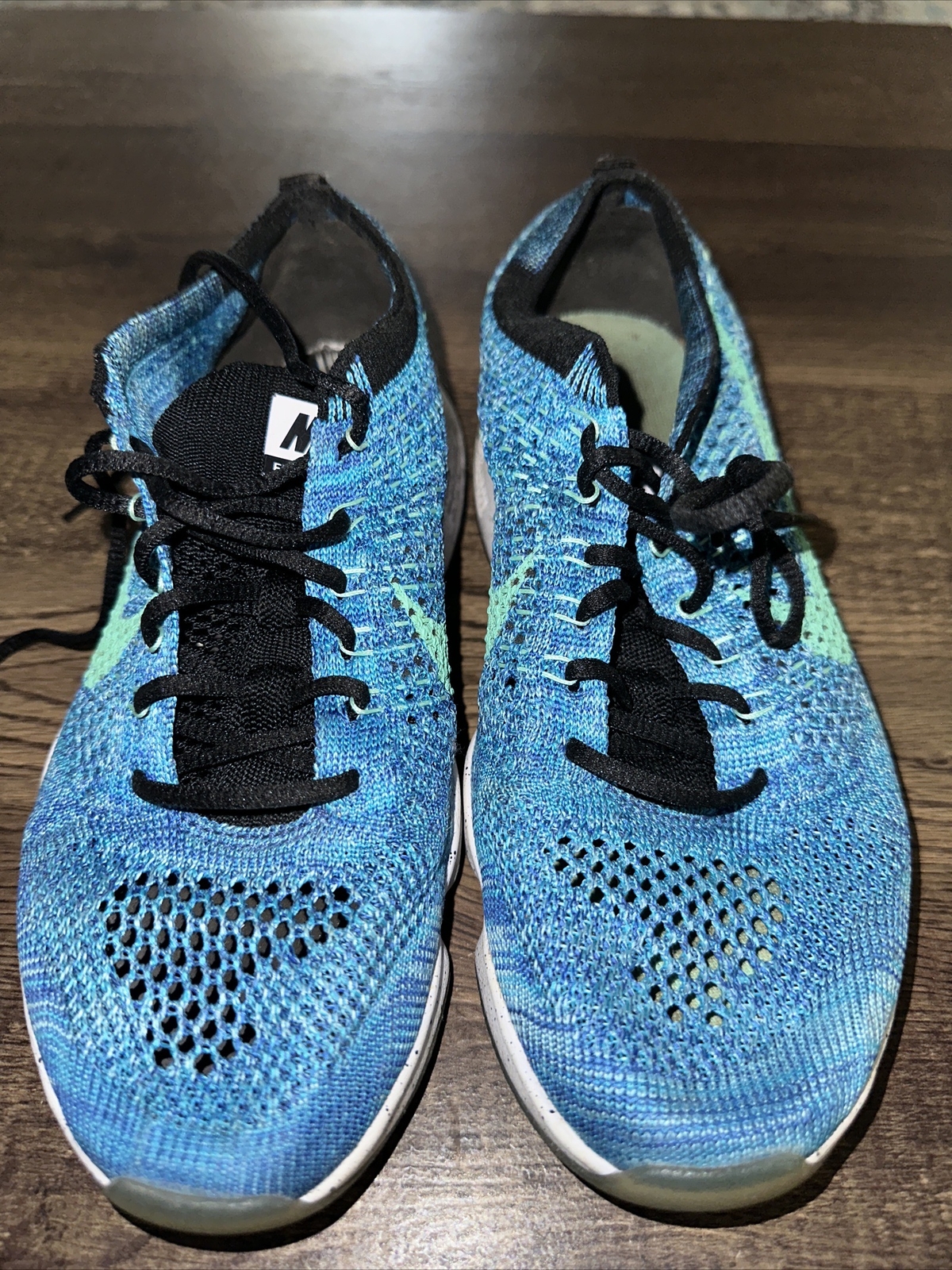 Nike Running Shoes Flyknit Zoom Women’s Size 6.5 Training Shoes Lightweight-image