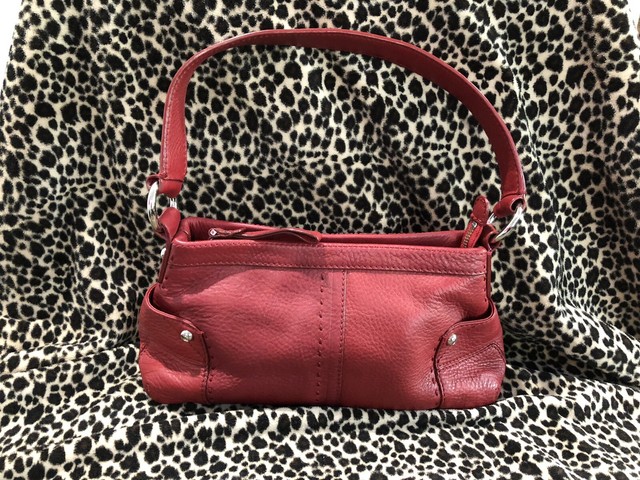 oroton shoulder bags