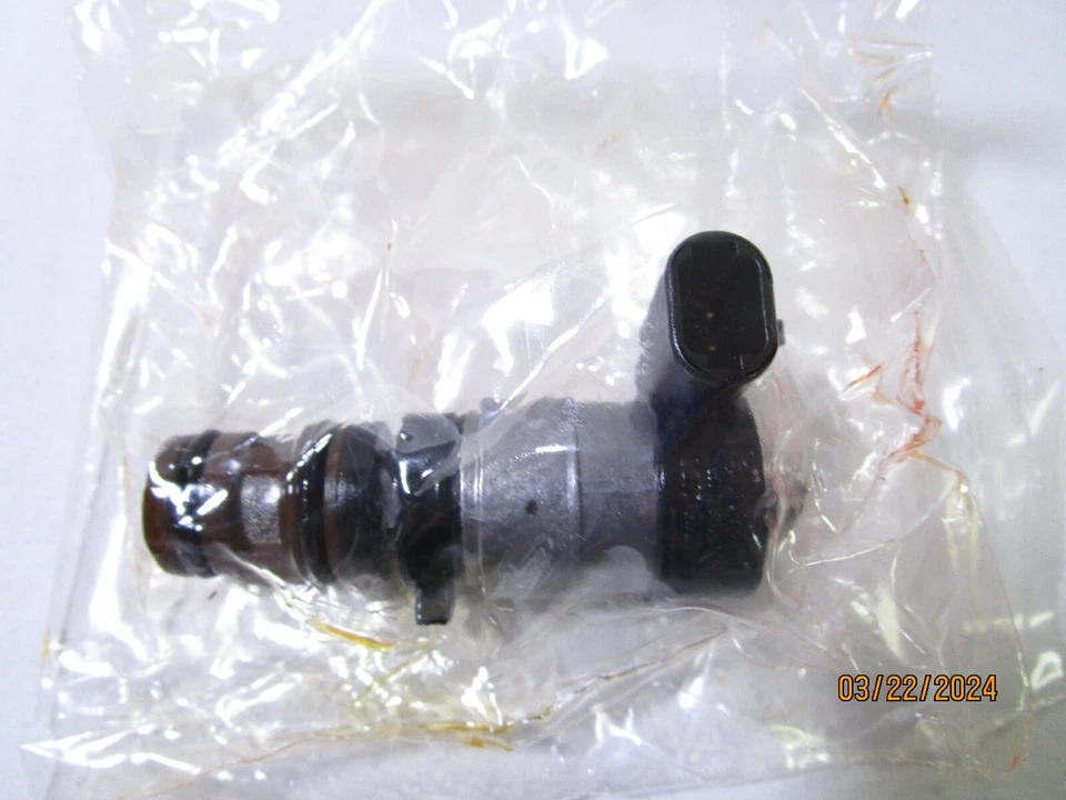 Standard Motor Products TCS96 Transmission Control Solenoid - Изображение 3 из 4