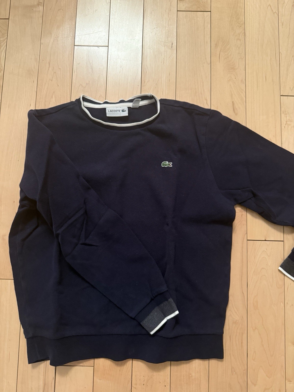 Lacoste Men's Sweater Size M