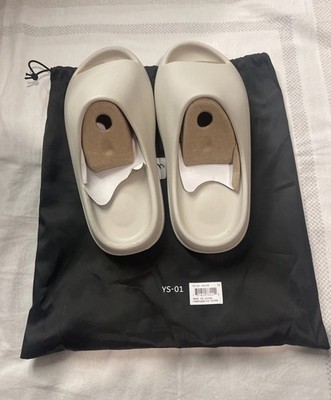 Men's Size 11 Yeezy Slides YS-01 Black With Dust Bag/ / Authentic