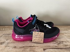 NEW Girls Skechers Black And Pink Sneakers Size 4