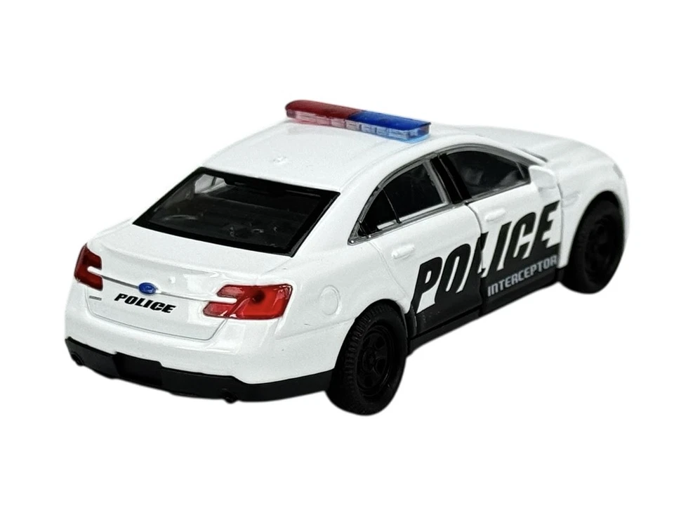 WELLY FORD POLICE INTERCEPTOR WHITE 1:34 DIE CAST METAL MODEL NEW IN BOX  - Image 3 of 4
