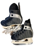 Vintage CCM Powerline 500  YTH 9 J  Ice Hockey Skates Brand New