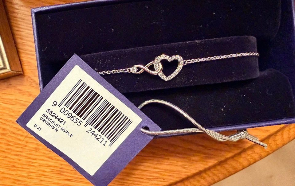 Pulsera Swarovski Cristal Infinito y Corazón Nueva En Caja Foto 3 de 4