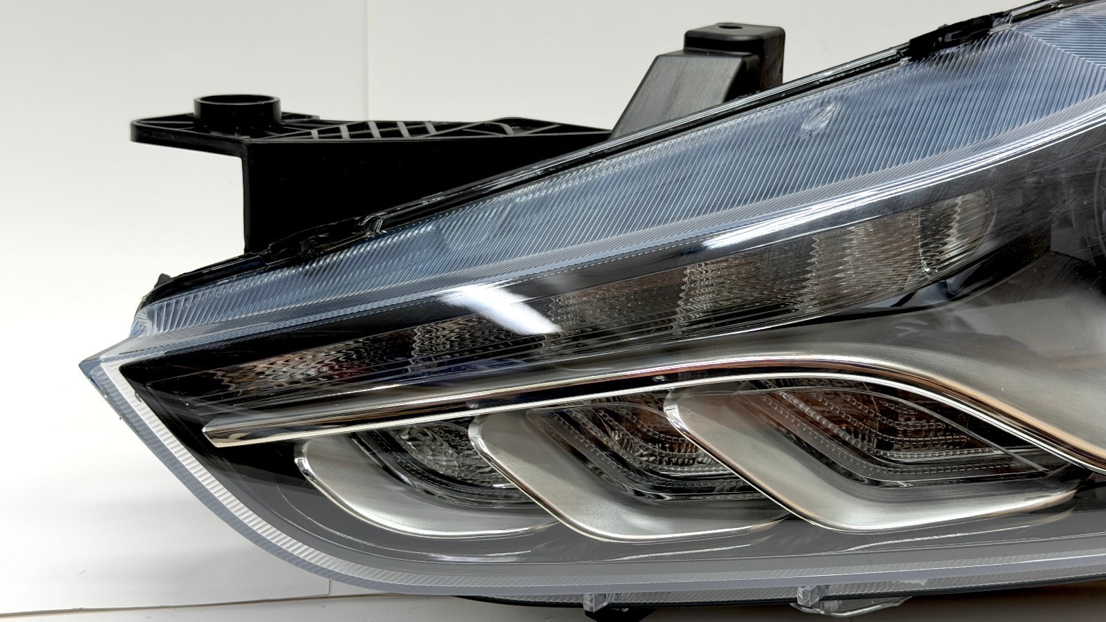 2014-2019 Maserati Ghibli LEFT Headlight Xenon LED OEM Non AFS 1 Module Original