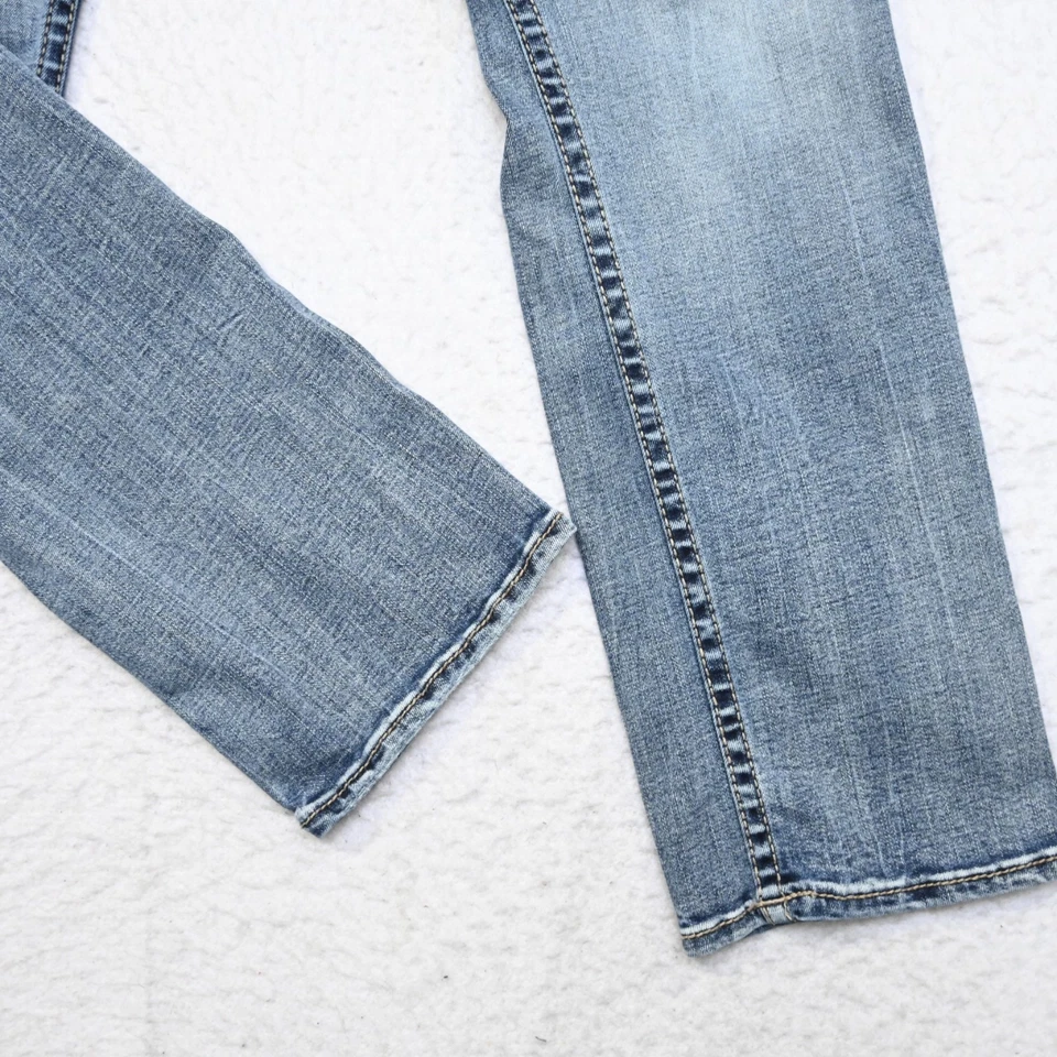 Jeans BKE Hebilla Jake Pierna Recta Elastizados Denim Azul Para Hombre Talla 32 x 30 Foto 4 de 4