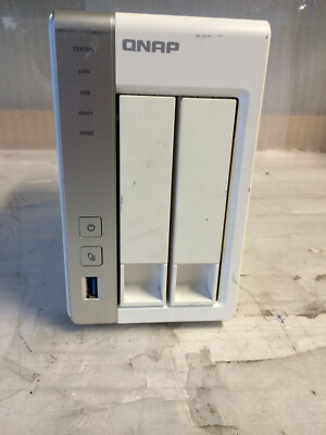 QNAP TS -231P  52100-002579-RS 1.7 GHz W/ HARD DRIVE 3TB
