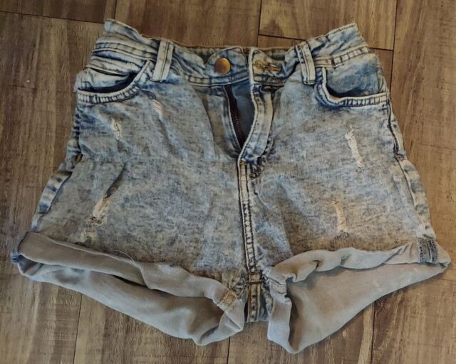 NO TAG PRE OWNED Stretch ROLL UP BLUEJEAN Shorts GIRLS Size LARGE ? DISTRESSED
