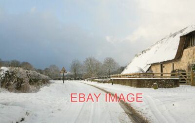 PHOTO  HENSTING FARM AFTER SNOW HENSTING LANE A VERY SHARP AND NARROW S-BEND IS