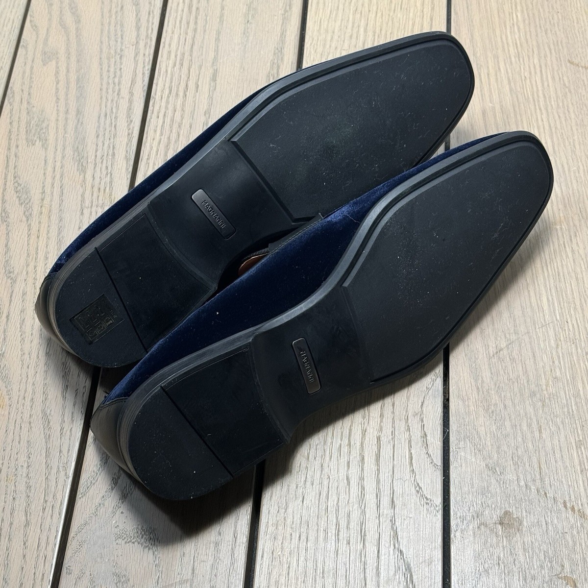 New! Magnanni Velvet Penny Loafer Shoes Size 11 US Black | eBay display picture 1