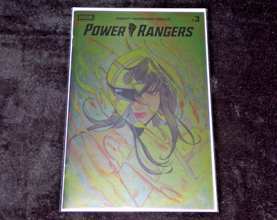 POWER RANGERS 3 BOOM STUDIOS 2021 PEACH MOMOKO GOLD FOIL VARIANT (NM)