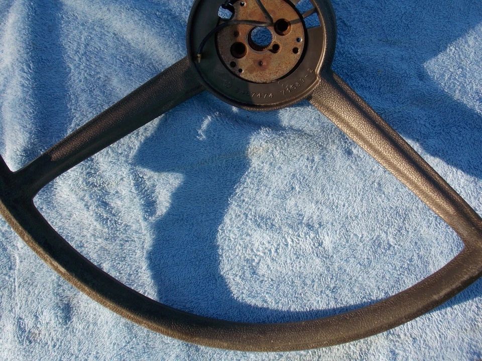 1970 年道奇 Dart Demon 方向盘绿色 — 第 2/4 张图片