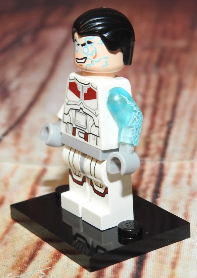 Lego Star Wars Jek-14 SW0475 clone trooper with helmet and hair 75051 - Image 3 of 4