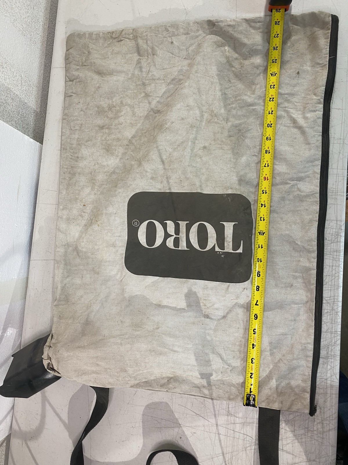 Debris Collecting Vacuum Bag