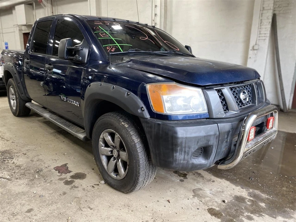 Used Air Cleaner Assembly fits: 2008 Nissan Titan  Grade A Foto 3 de 4