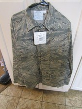 US MILITARY AIR FORCE DIGITAL CAMO JACKET BRAND NEW SIZE 42-R 8