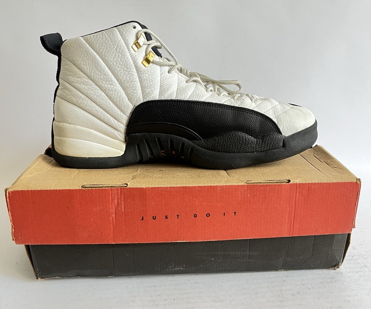 Vintage 1996 Nike Air Jordan 12 Taxi Original OG Sneakers 130690