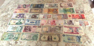 36 DIFFERENT WORLD BANKNOTES JOB LOT J40