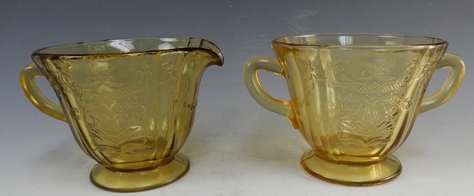 Juego de azucarero y crema de vidrio amarillo/ámbar Federal Madrid Depresión Foto 4 de 4