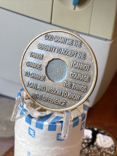 Chip de sobriedad de bronce antiguo medallón AA de 2 años - Imagen 3 de 4