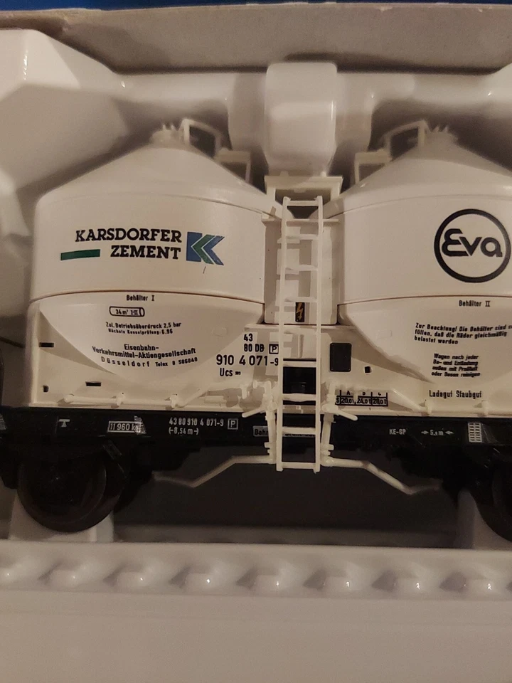 Roco 44055 Boxcar 3x Silo Wagon Ucs DB Eva " Karsdorf Cement " H0 #X-66-12 - Image 3 of 4