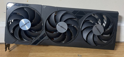 GIGABYTE RTX 4090 Grafikkarte Kühlkörper NUR KÜHLER UND LÜFTER OHNE BOARD