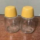 Vintage Federal Housewares Glass Salt Pepper Shakers Harvest Gold Yellow 4.5"