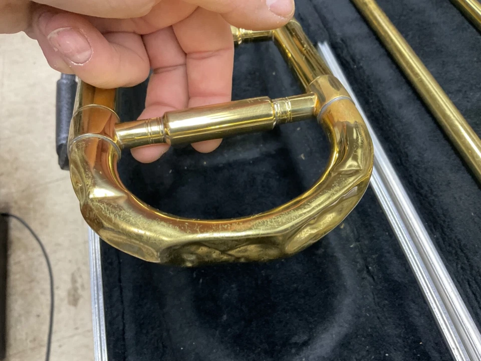 Estojo rígido vintage 1950 Holton por Leblanc TR602 TROMBONE - Imagem 3 de 4