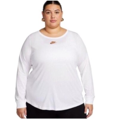 Nike Plus Size Sportswear Essentials Long-Sleeve Top Woman s 2X. New With Tags