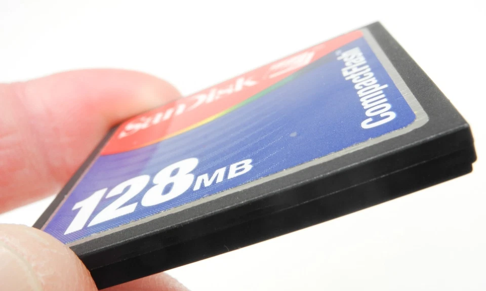 (READ!!!) Lot 8x SanDisk 32MB 128MB 256MB MEGABYTE CF Compact Flash Memory Cards - Image 4 of 4