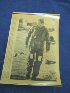 1982 Prince Andrew Is A Helicopter Pilot Aboard The Hms Vintage Wire Press Photo Ebay