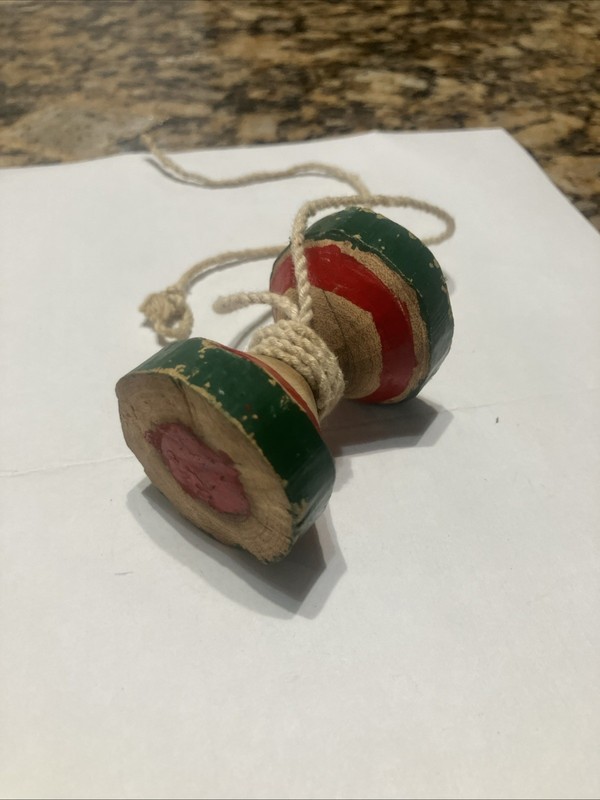 Hand Carved Wooden Yo-Yo,Vintage Wheel Toy