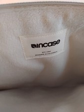 Incase 13 Gray Neoprene Laptop Sleeve Soft Fleece Lining Zipper Closure