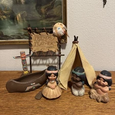 Vtg Mixed Lot  Native American Teepee & Acc Enesco & So Dakota Set. 3 Dolls