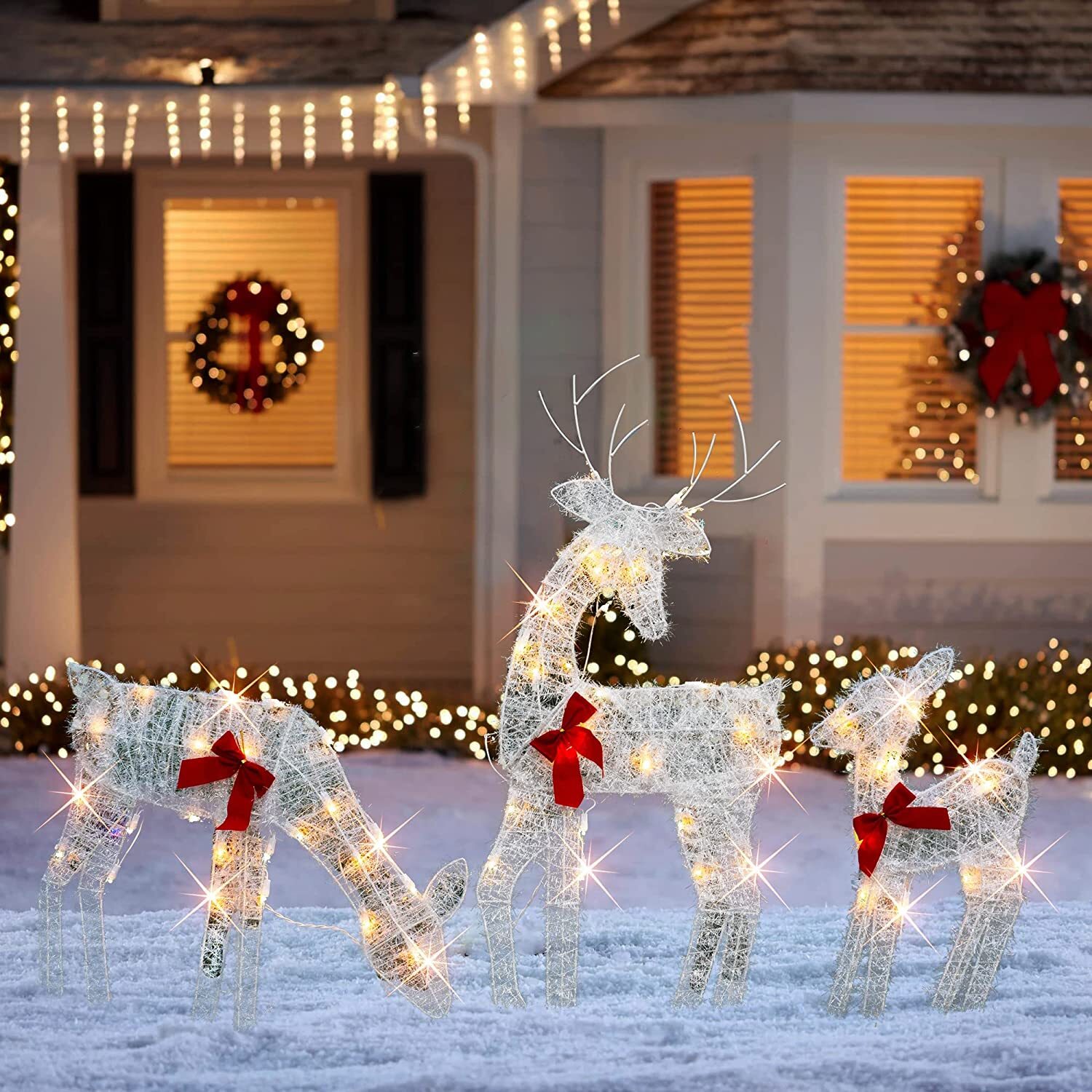 lighted deer christmas decoration