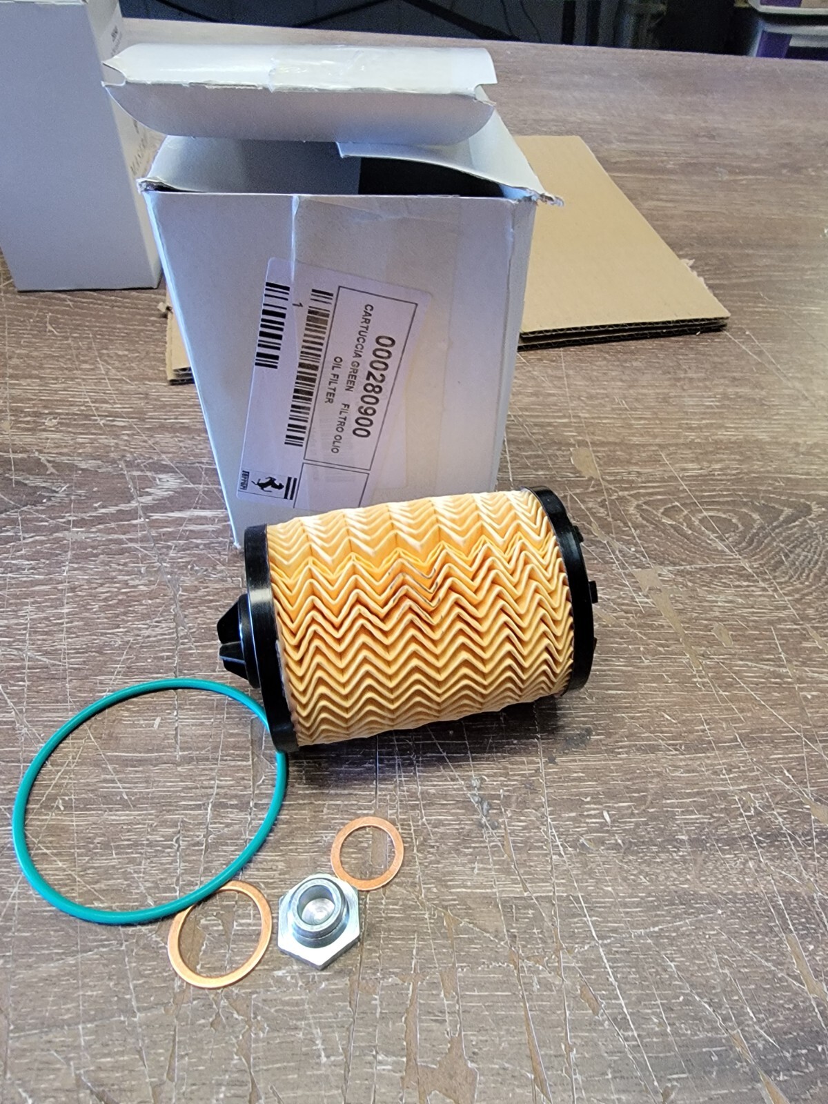 Ferrari f12   - Oil Change Kit  P/N 280900