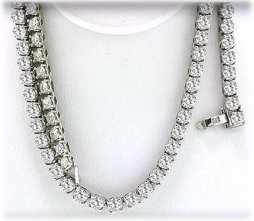 18 carat Round Brilliant Diamond Tennis 