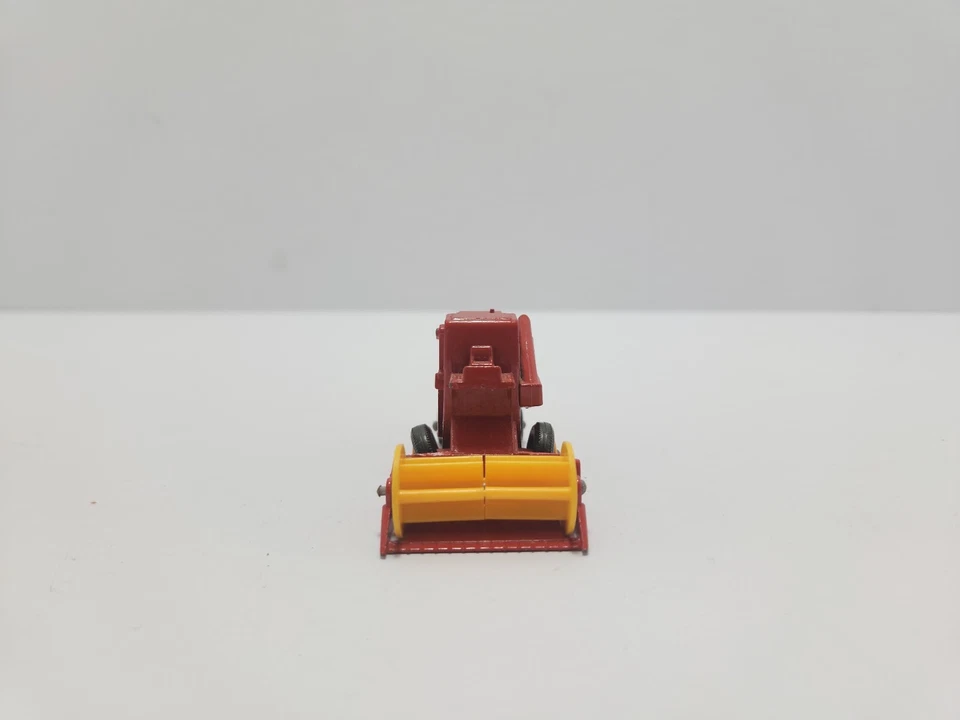 VINTAGE Matchbox Lesney # 65 Claas Combine Harvester Red Diecast Toy Cars-Trucks - Image 2 of 4
