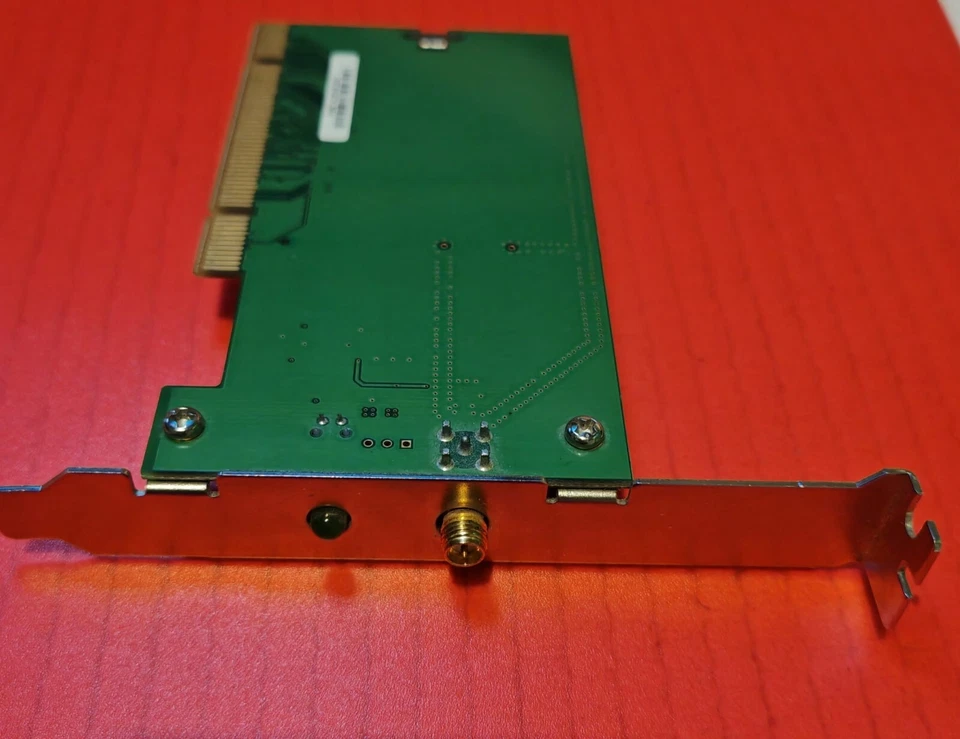 U.S. Robotics USR2216 Wireless PCI Adapter - Image 3 of 4
