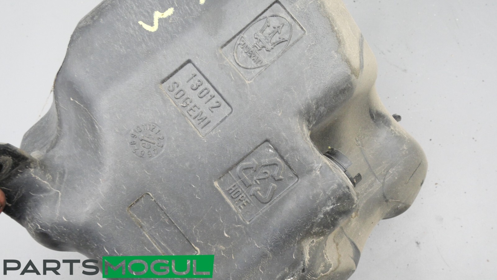 08-19 Maserati Quattroporte Headlight Windshield Washer Bottle Tank OEM