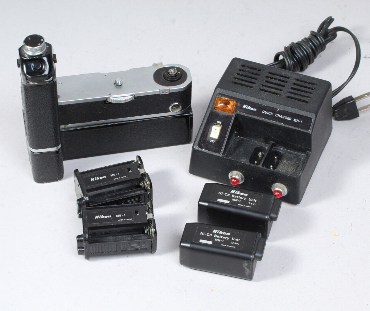 WORKING NIKON MD-2 MOTORDRIVE W CHARGER, 2 MS-1 BATT HOLDERS & 2